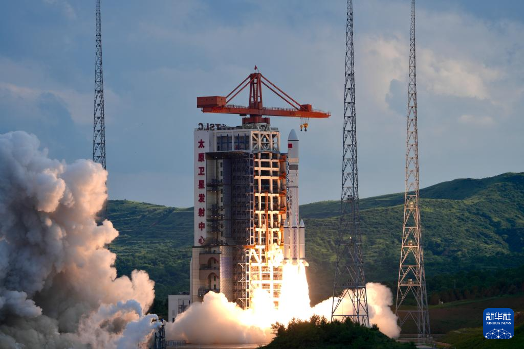 我國成功發射衛星互聯網低軌衛星